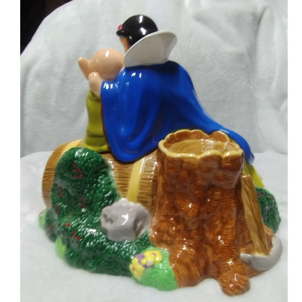 Disney Snow White and Dopey Treasure Craft Ceramic Cookie Jar Hand Painted